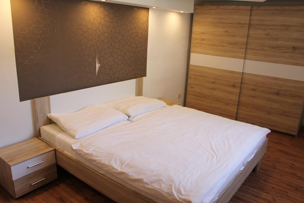 Apartmany Pri Auparku П'єштяни Екстер'єр фото